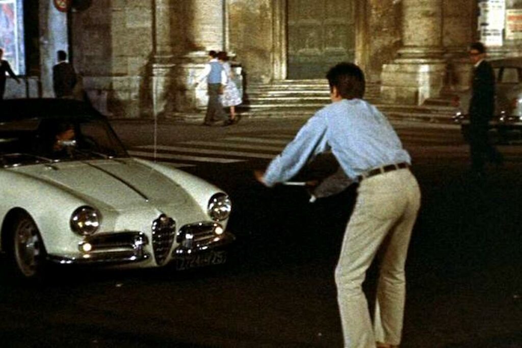 Alain Delon et l&rsquo;Alfa Romeo Giulietta Spider : L’éclat solaire du chef-d’œuvre « Plein Soleil »