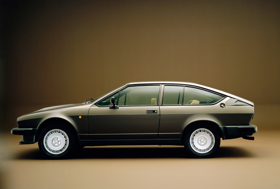 Légende : Alfa Romeo Alfetta GTV6, le « Violon » des années 80