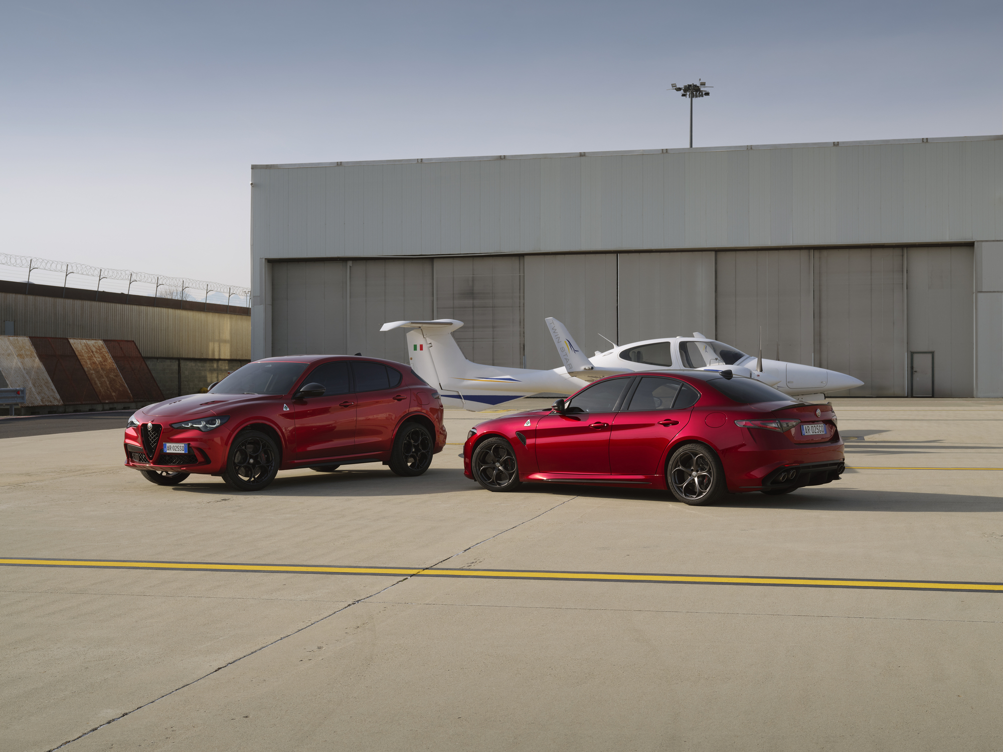 Le retour des légendes : Alfa Romeo rouvre les commandes des Giulia et Stelvio Quadrifoglio en Europe