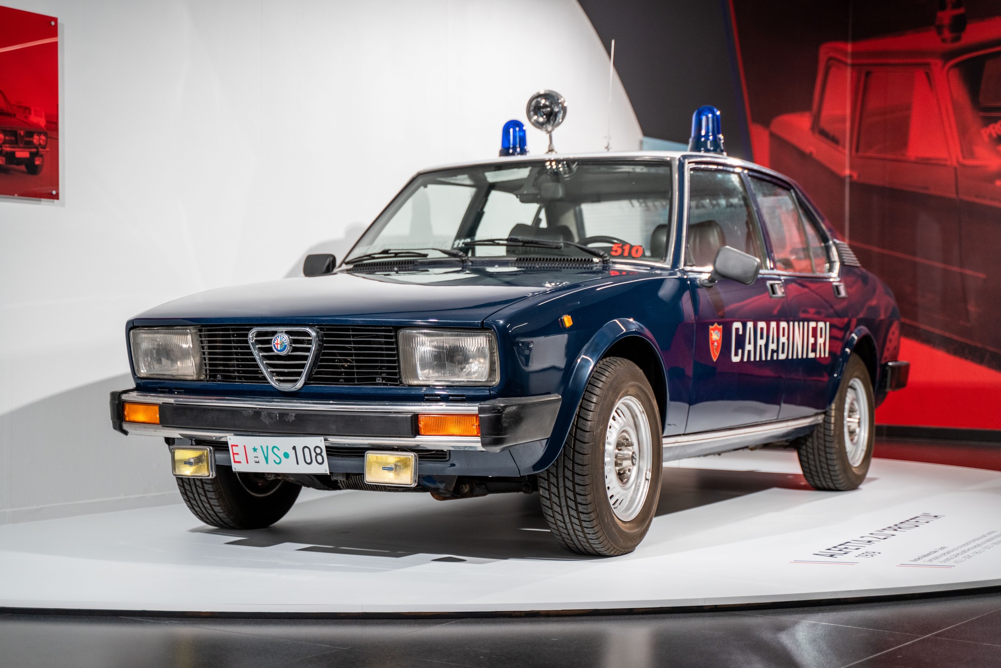 Sanremo 2026 : L’Alfa Romeo Alfetta des Carabinieri vedette du 76e Festival de la Chanson