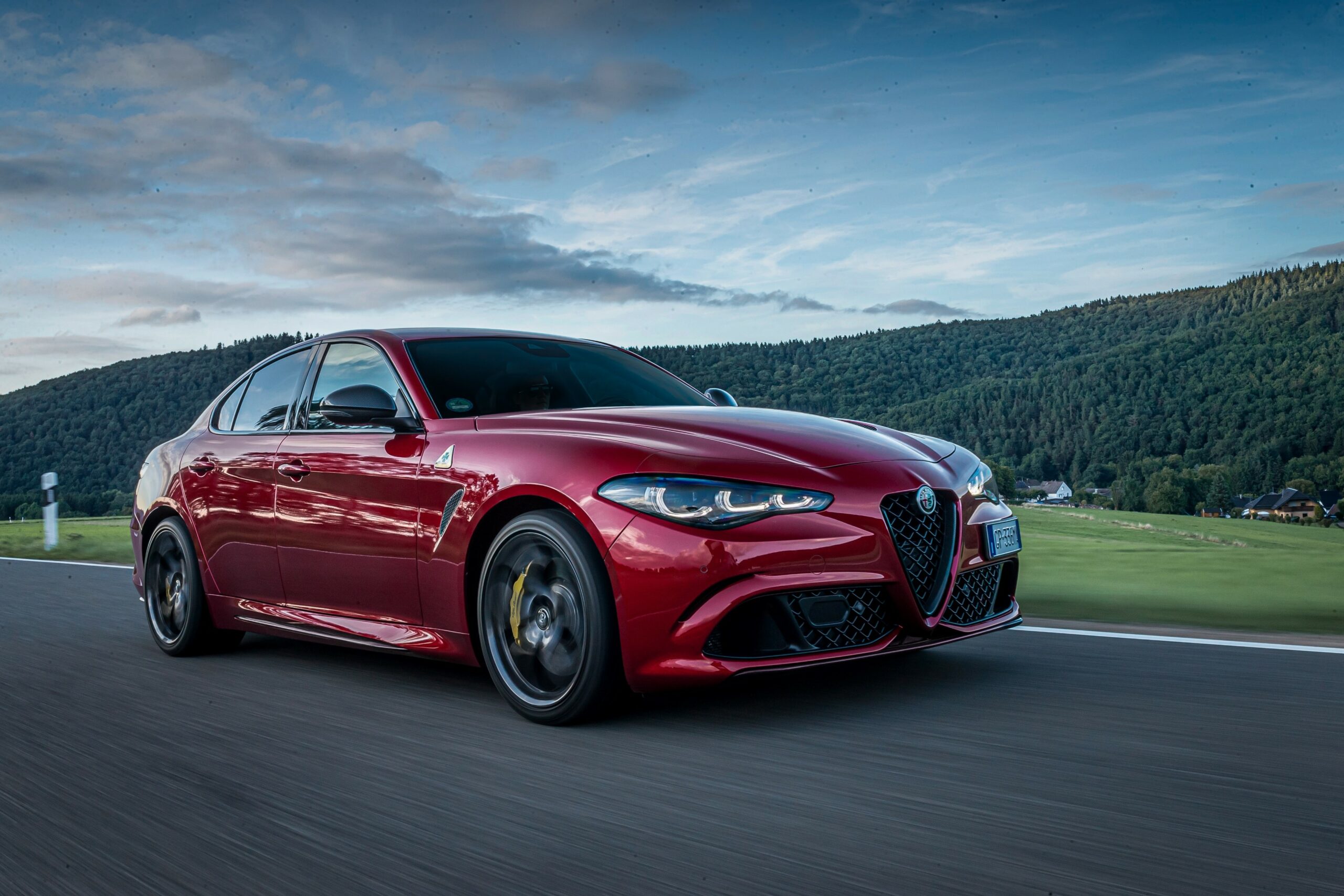 L&rsquo;Or Allemand : Une Alfa Romeo Giulia Quadrifoglio « Oro » exclusive pour l&rsquo;Outre-Rhin