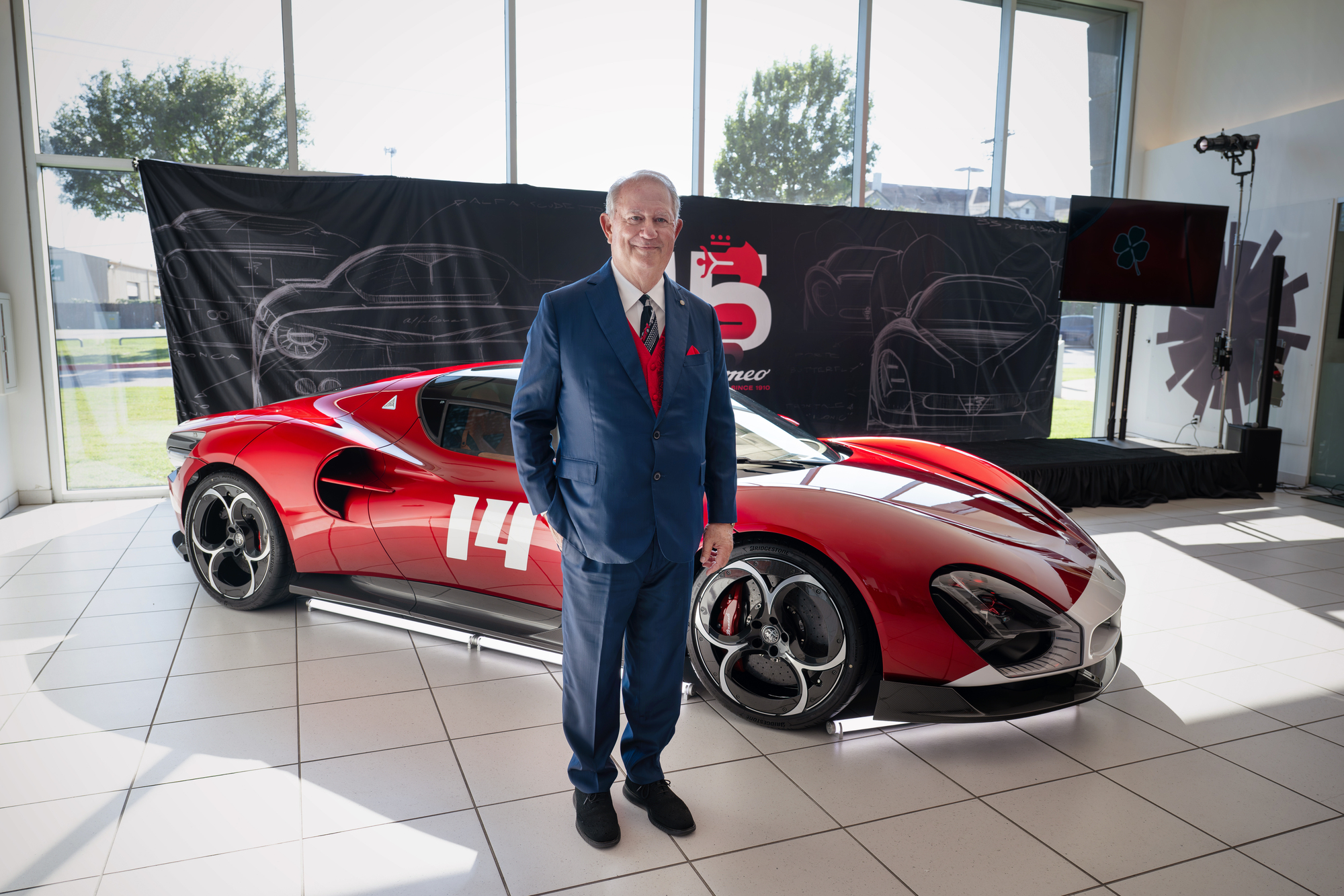 Alfa Romeo 33 Stradale : Deux livraisons historiques entre l’Europe et les États-Unis