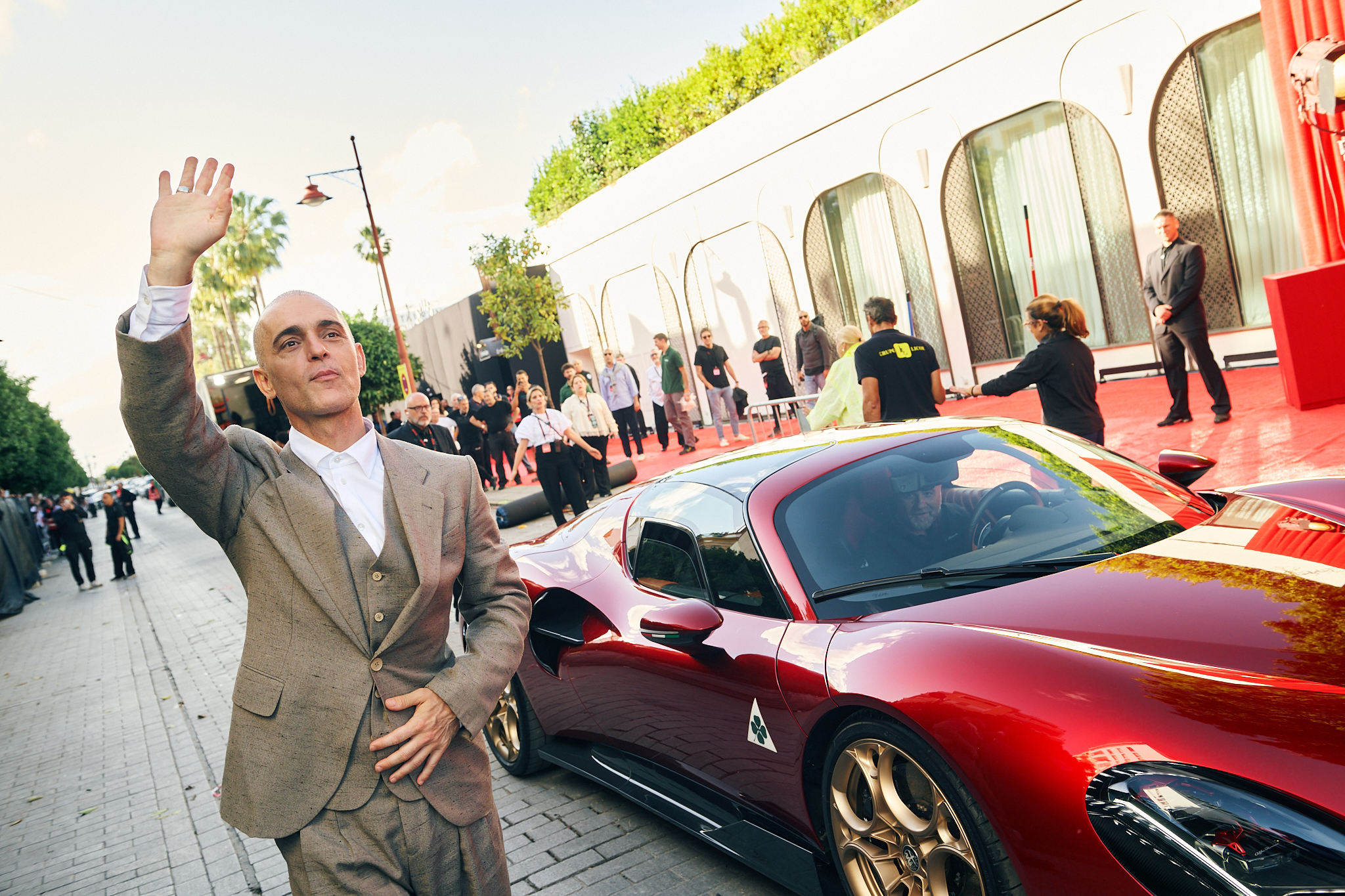 Alfa Romeo s’associe à Netflix pour le lancement de la nouvelle série « Berlin »