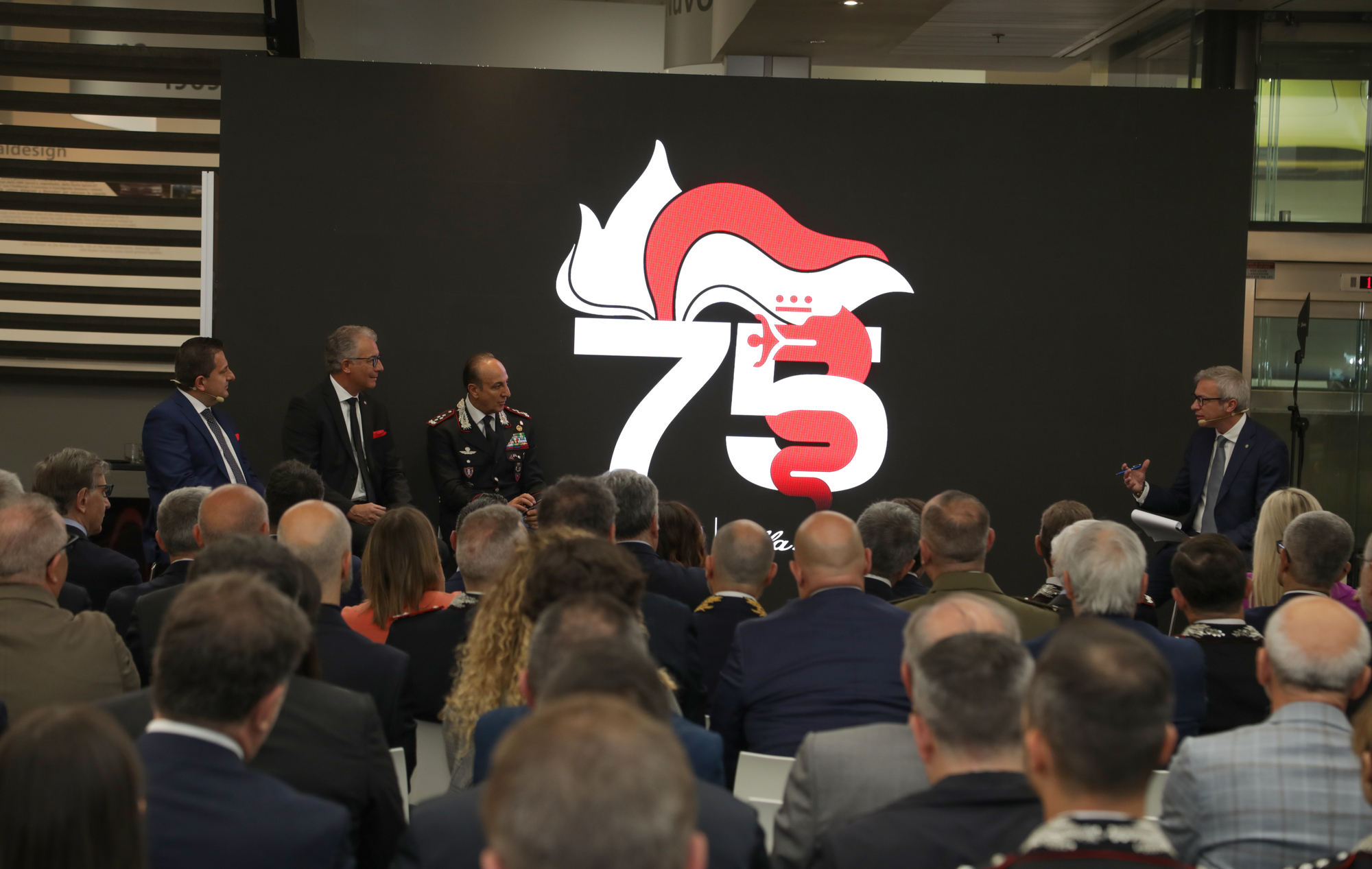 Salvatore Luongo (Commandant des Carabinieri) : « Nos Alfa Romeo sont comme les destriers des chevaliers »