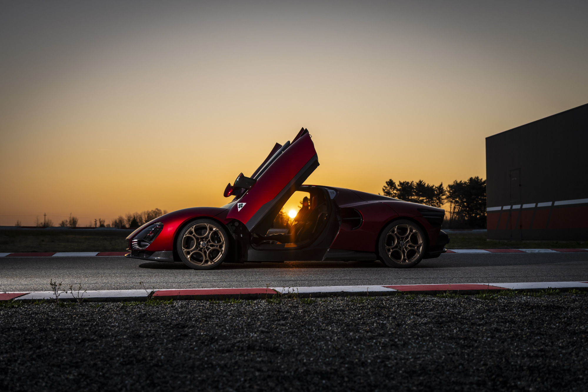 Spettacolo Sportivo 2026 : L&rsquo;Alfa Romeo 33 Stradale et un musée pop-up inédit débarquent à Zandvoort !