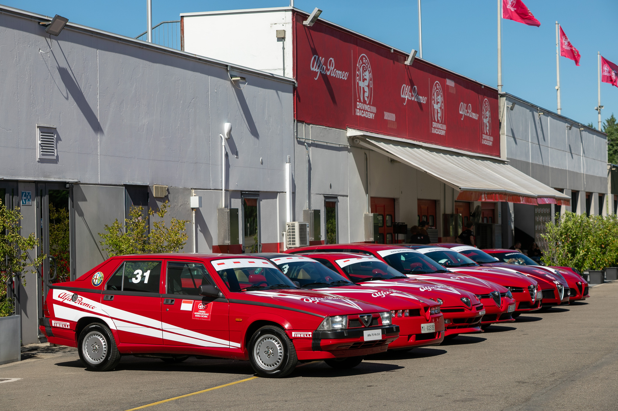 Alfa Romeo Driving Academy : Le Trèfle fait briller le plaisir de conduire pur à Varano