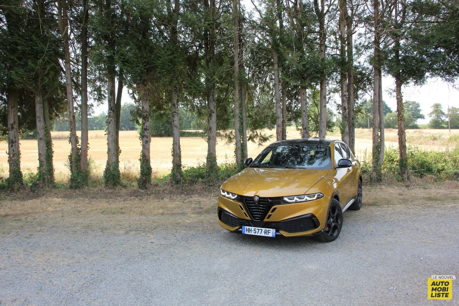 Revue de presse : Le Nouvel Automobiliste teste l&rsquo;Alfa Romeo Tonale Ibrida face aux ténors allemands