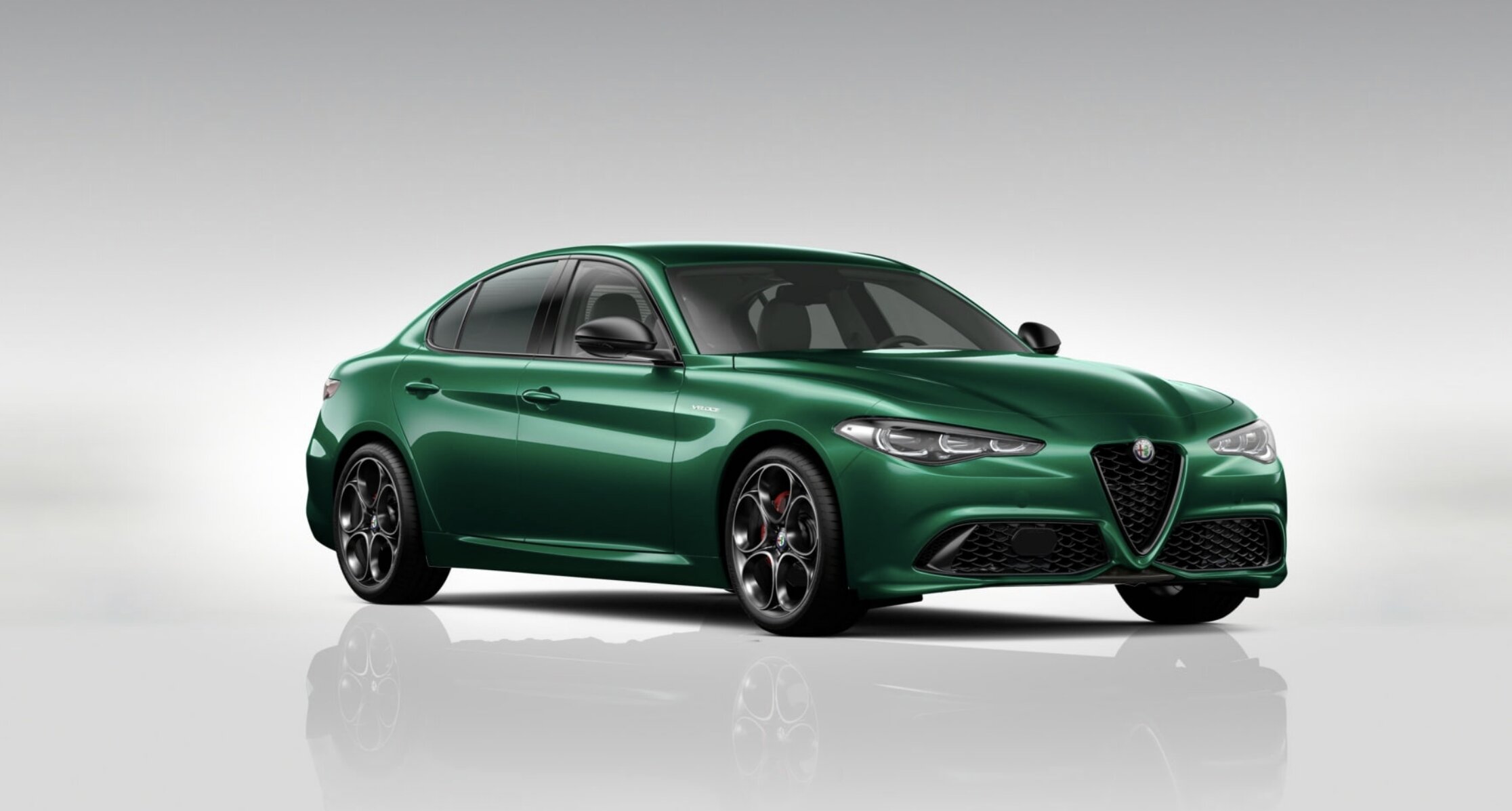 La config du mois : Alfa Romeo Giulia Veloce 2.2 Diesel 160 ch, l’art de la grande routière en Vert Montréal