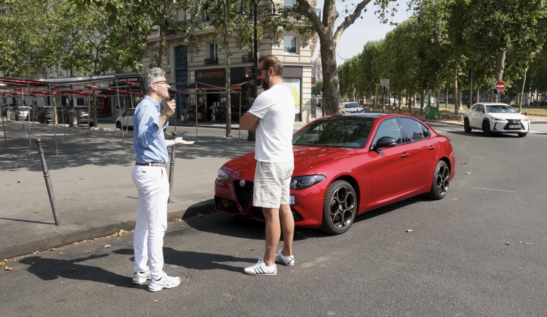 Revue de presse vidéo : Quand un quintuple champion du monde d’apnée présente sa passionnante Alfa Romeo Giulia sur 100 BORNES !