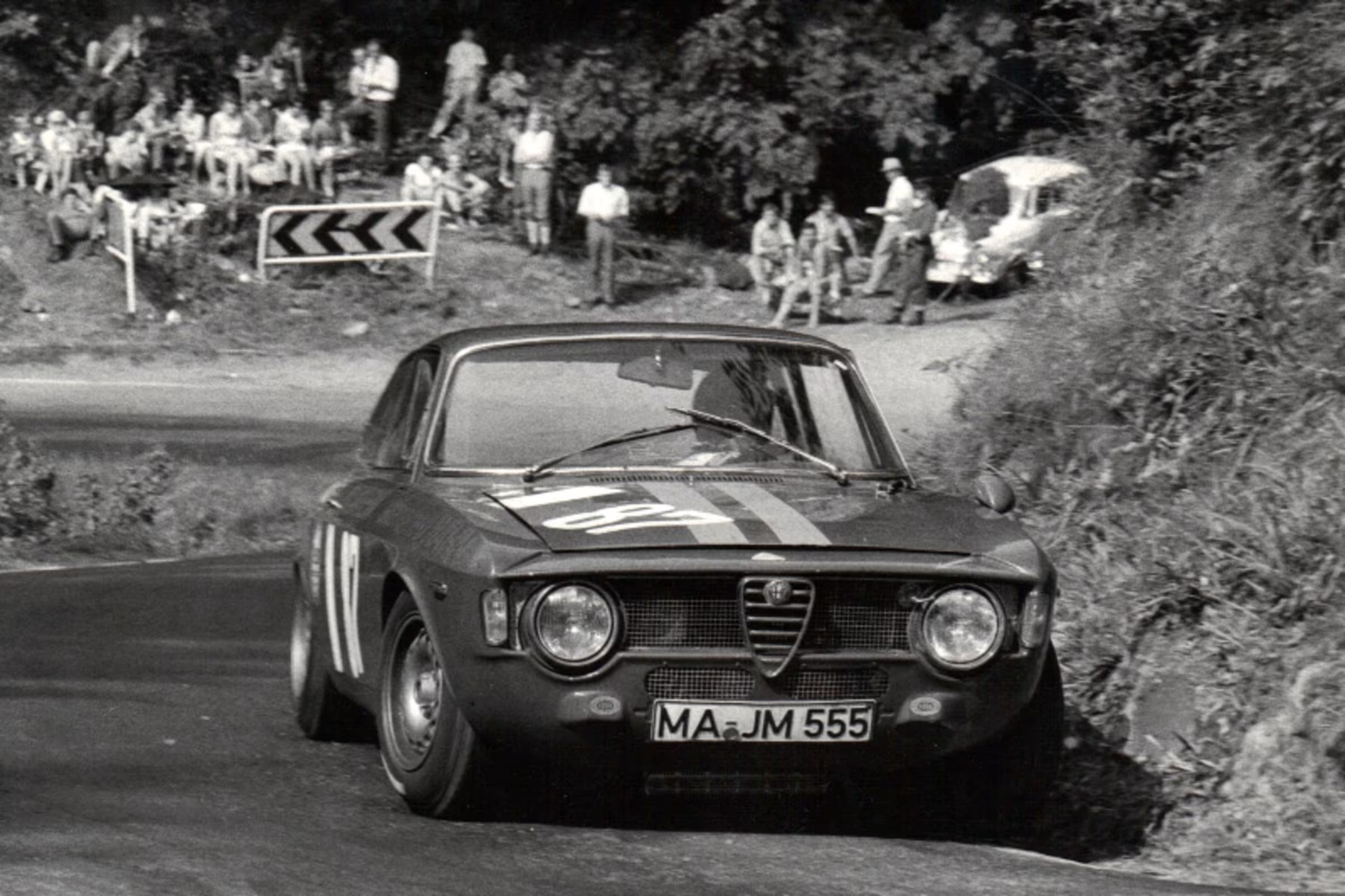 Hommage à Helmut Hähn : Une vie entière dédiée à la passion et à la compétition Alfa Romeo